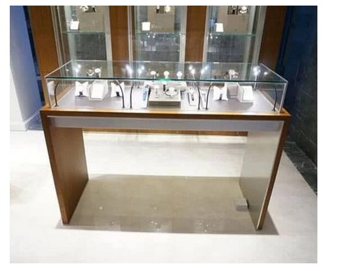 Tủ kệ kính để đồ trang sức có đèn led K15